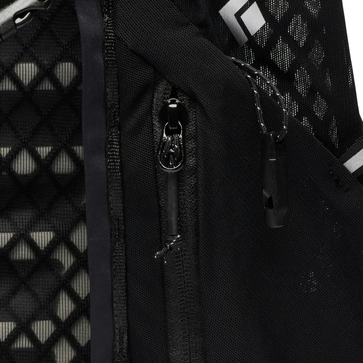 Black Diamond Distance 15 Backpack desert sky