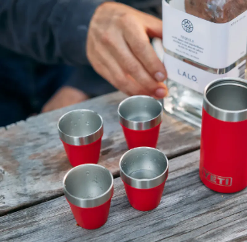 Yeti Shot Glasses & Case black